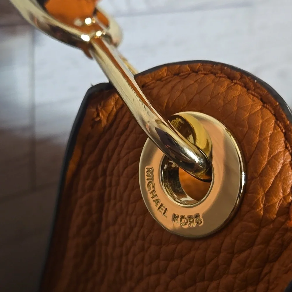 Elegant Orange Michael Kors Sullivan Large Leather Messenger Bag